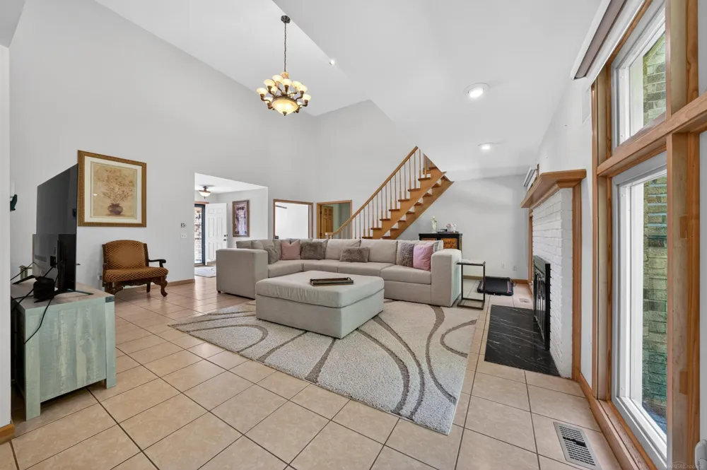 40219 Denbigh Drive Sterling Heights City, MI 48310