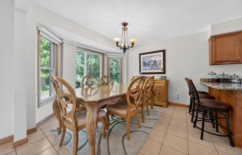 40219 Denbigh Drive Sterling Heights City, MI 48310