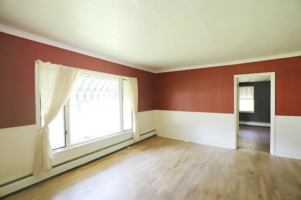 825 E River Road Flushing City, MI 48433