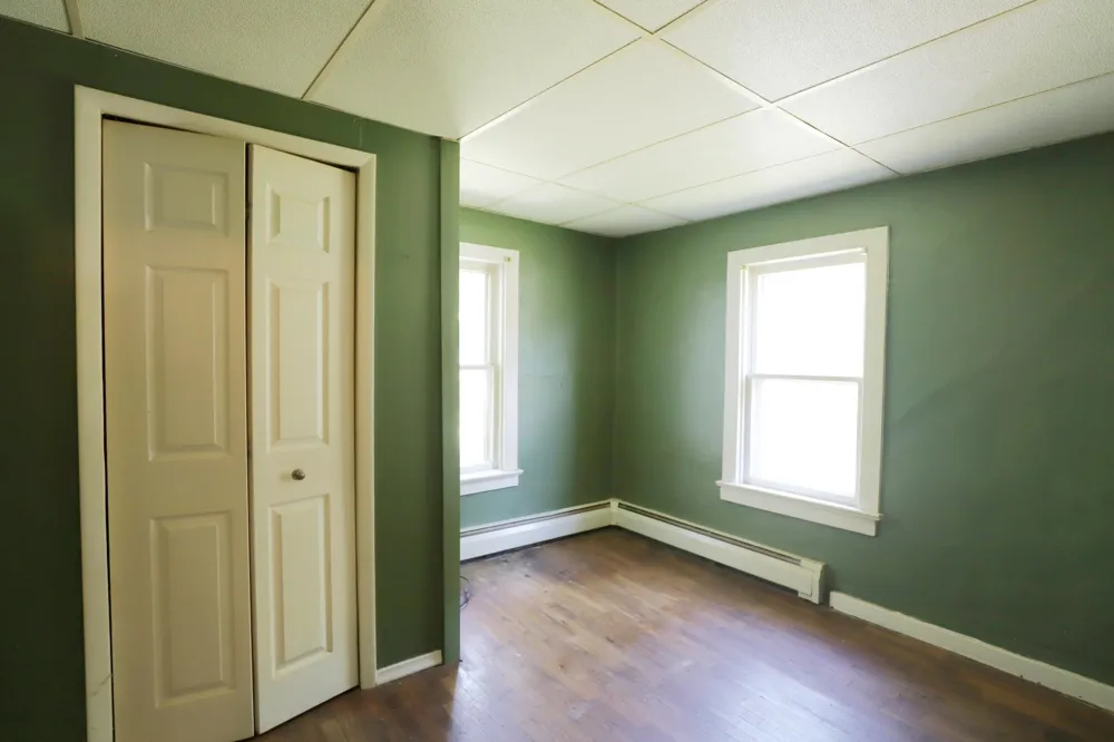 825 E River Road Flushing City, MI 48433