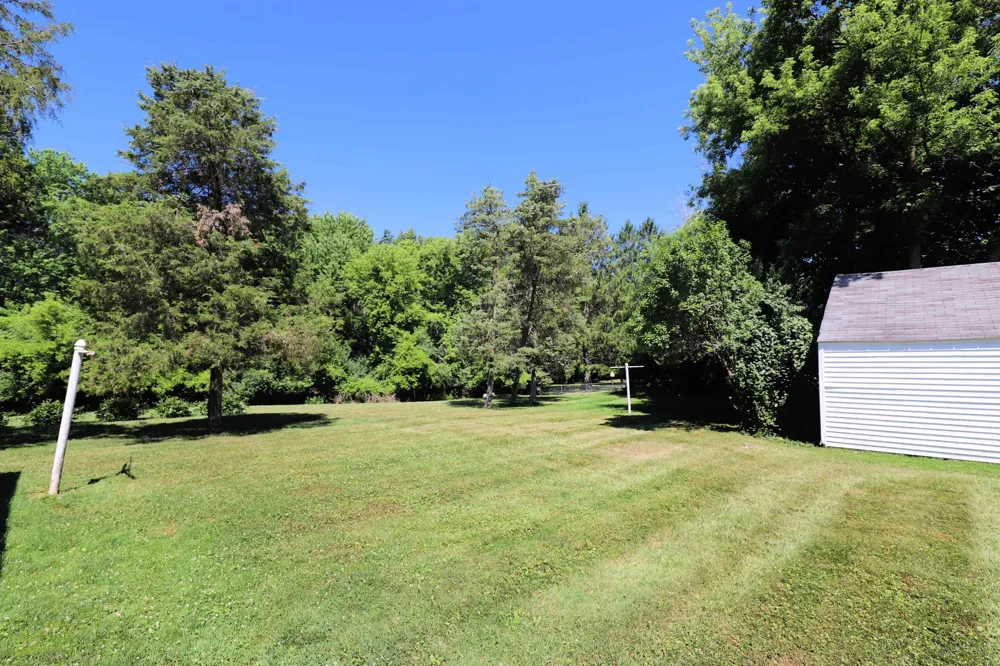 825 E River Road Flushing City, MI 48433