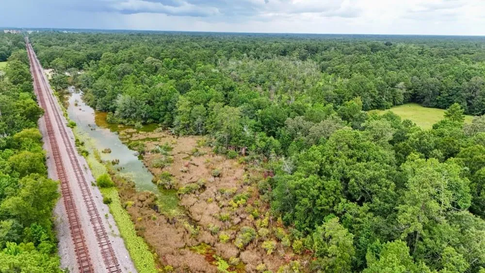 Hwy 90 Devers, TX 77538