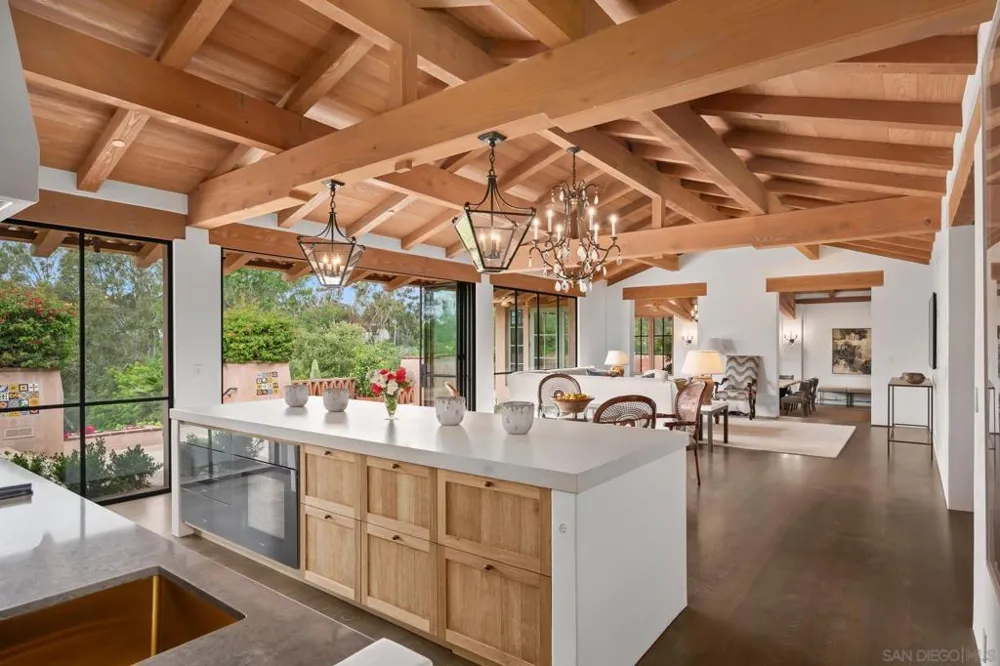 6002 Paseo Valencia Rancho Santa Fe, CA 92067