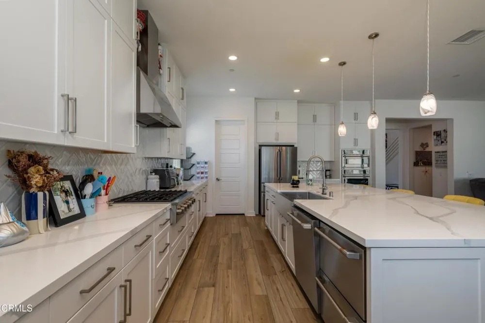 28608 Windbreak Terrace Santa Clarita, CA 91350