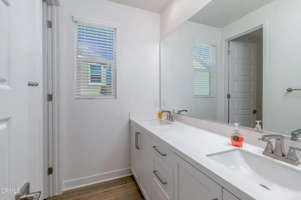 28608 Windbreak Terrace Santa Clarita, CA 91350