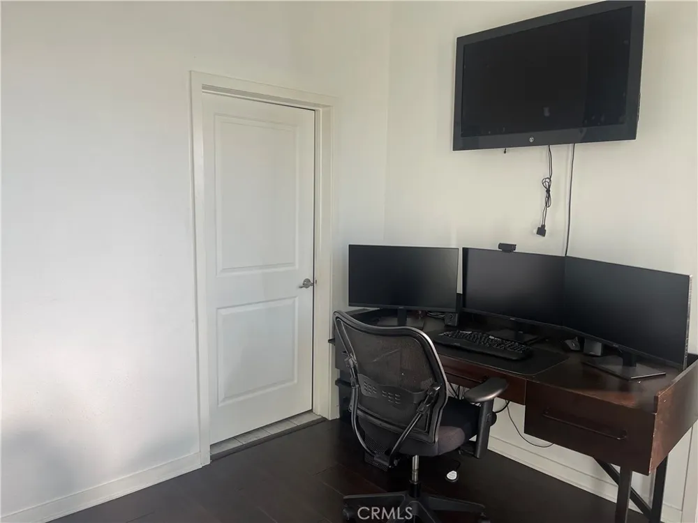 768 Central Upland, CA 91786