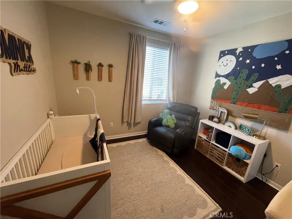 768 Central Upland, CA 91786