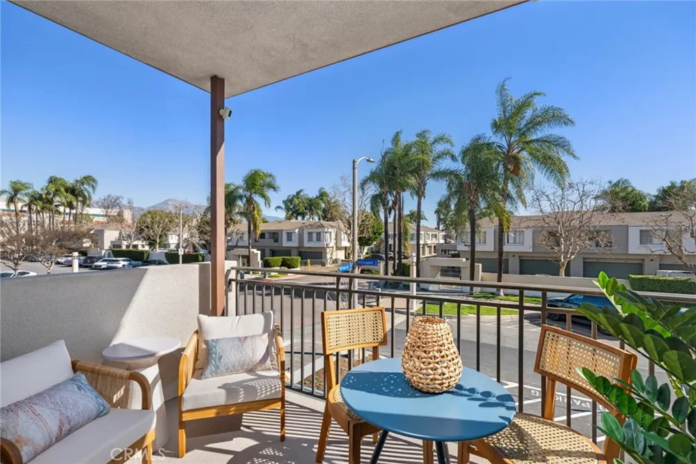 648 E Fourth Street Pomona, CA 91766