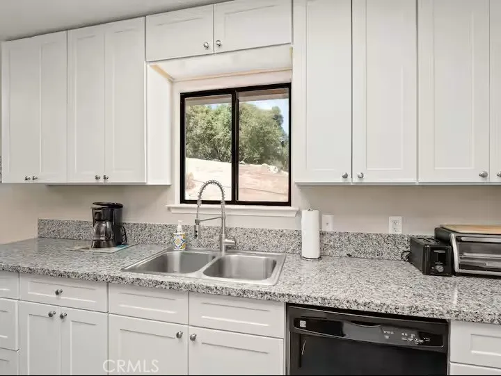 42339 Lulang Ahwahnee, CA 93601