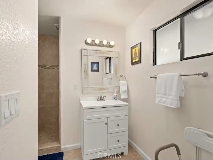42339 Lulang Ahwahnee, CA 93601