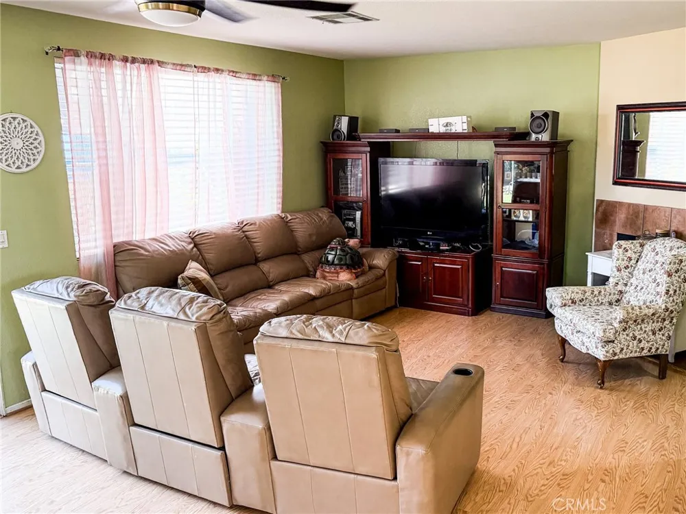 41905 Driver Lane Temecula, CA 92591