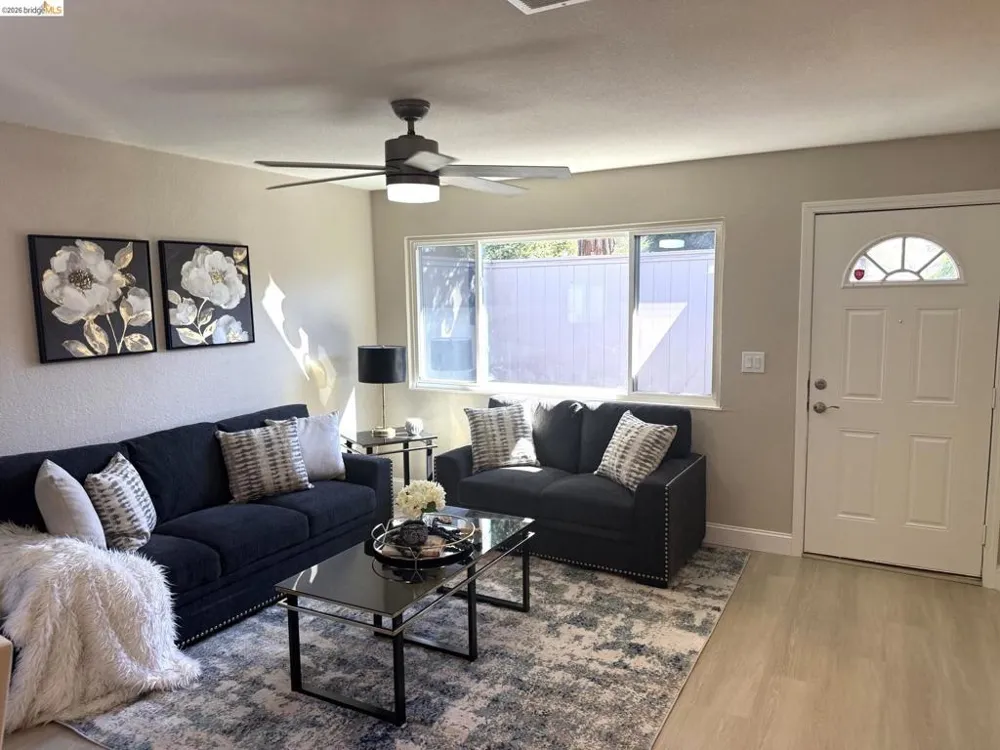 2501 Hampton Ln Antioch, CA 94509