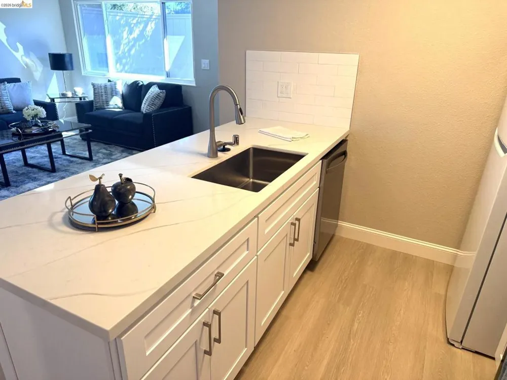 2501 Hampton Ln Antioch, CA 94509