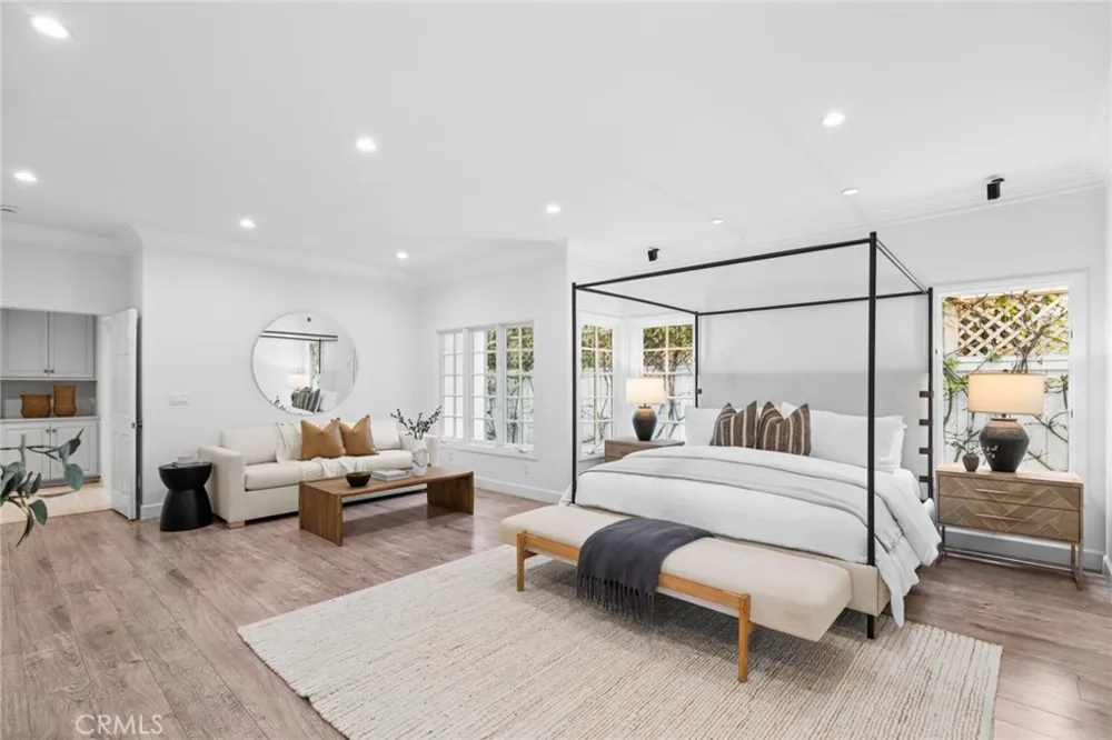1998 Port Edward Circle Newport Beach, CA 92660