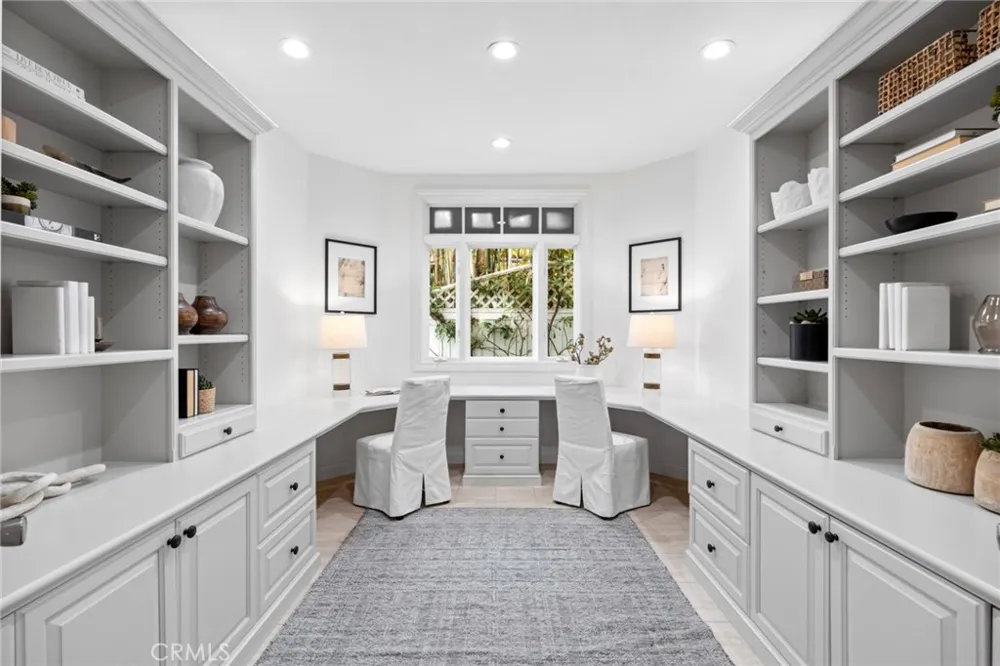 1998 Port Edward Circle Newport Beach, CA 92660