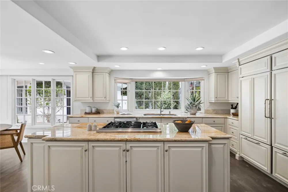 1998 Port Edward Circle Newport Beach, CA 92660