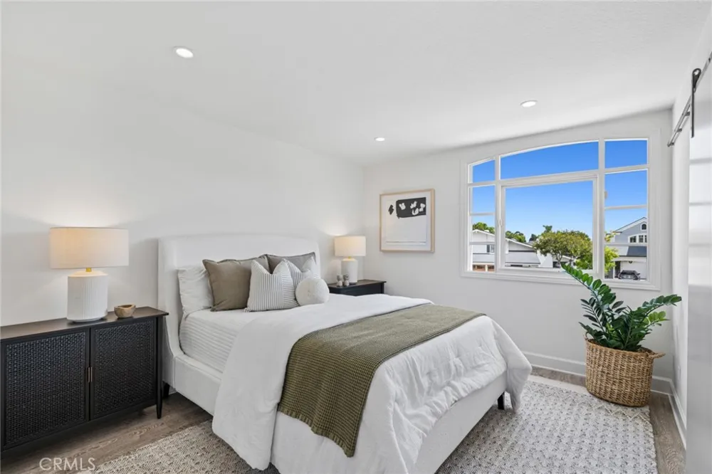 1998 Port Edward Circle Newport Beach, CA 92660