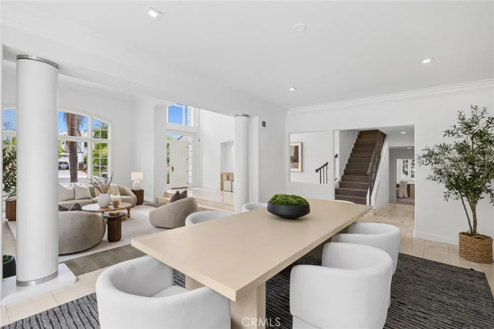 1998 Port Edward Circle Newport Beach, CA 92660