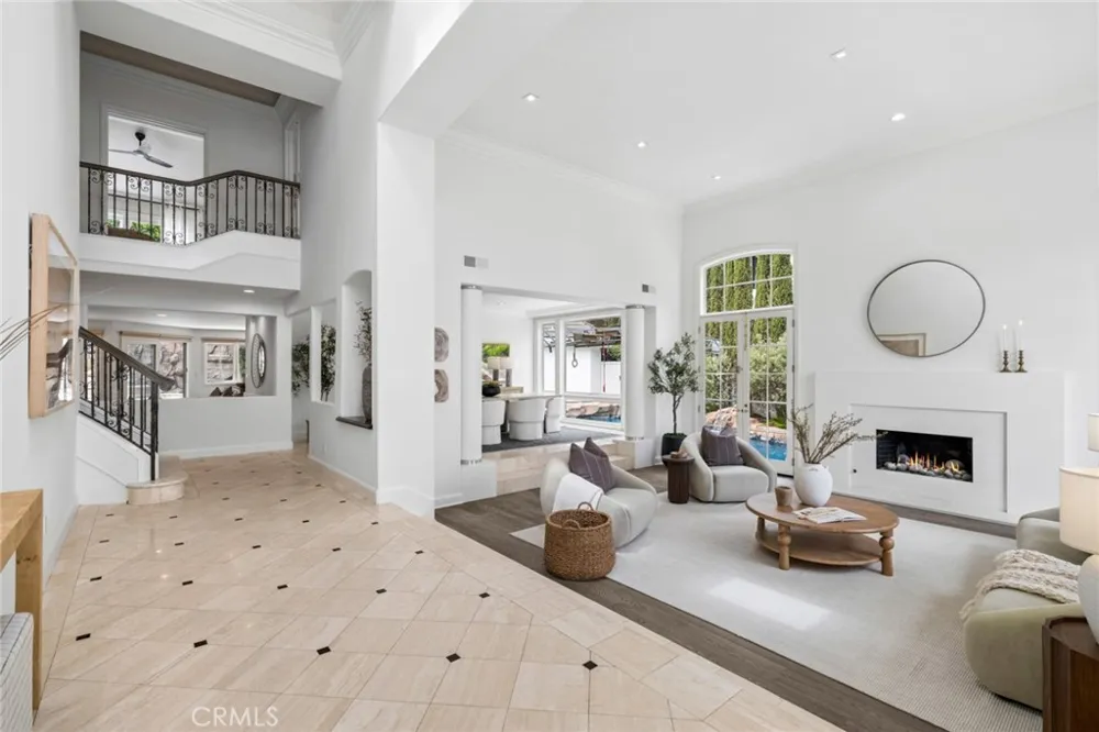 1998 Port Edward Circle Newport Beach, CA 92660