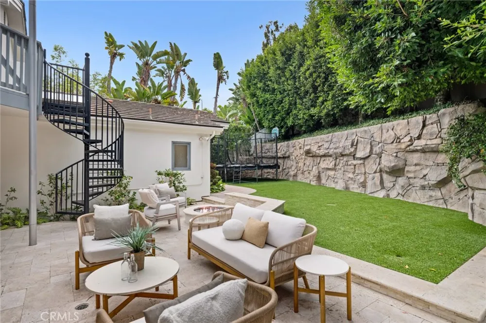 1998 Port Edward Circle Newport Beach, CA 92660
