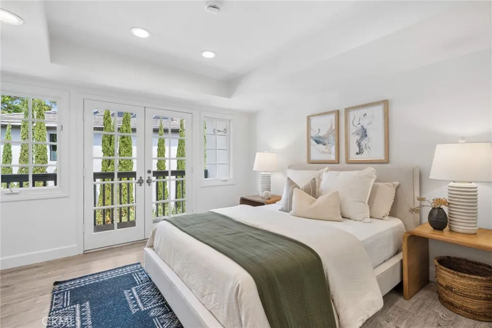 1998 Port Edward Circle Newport Beach, CA 92660