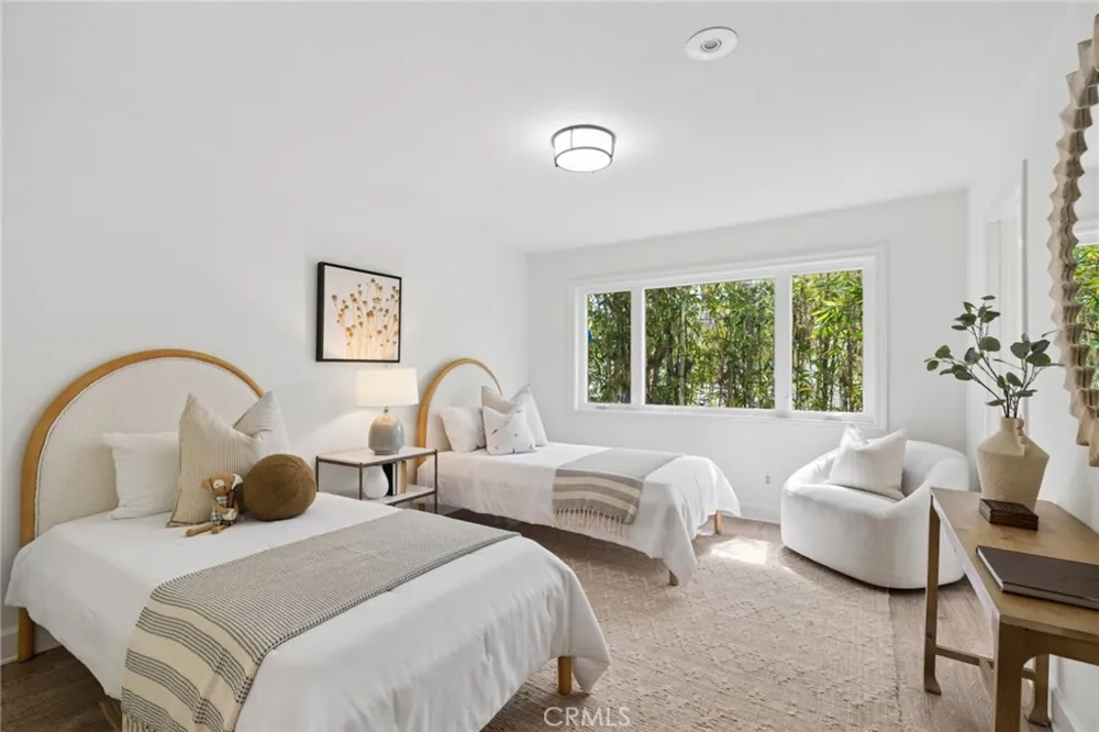 1998 Port Edward Circle Newport Beach, CA 92660