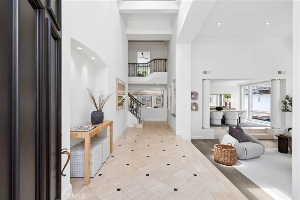 1998 Port Edward Circle Newport Beach, CA 92660