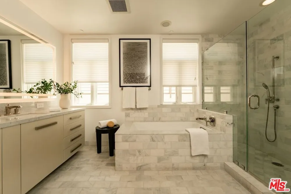 447 Doheny Drive #101 Beverly Hills, CA 90210