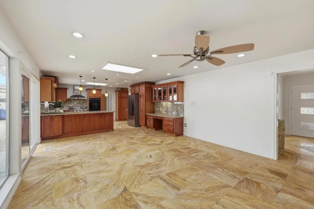 770 Miller Avenue South San Francisco, CA 94080