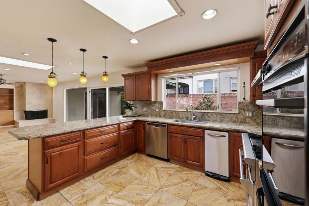 770 Miller Avenue South San Francisco, CA 94080