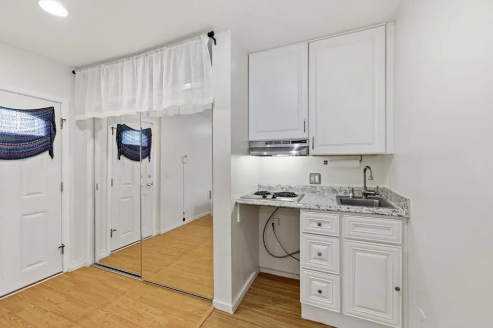 770 Miller Avenue South San Francisco, CA 94080