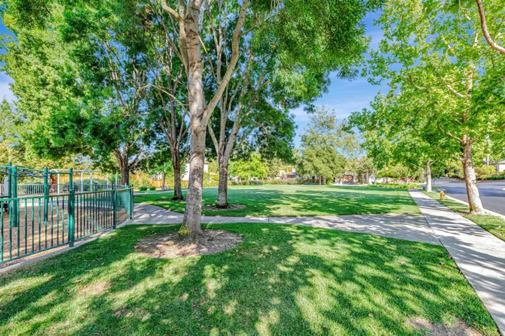 7413 Hoylake Court Gilroy, CA 95020