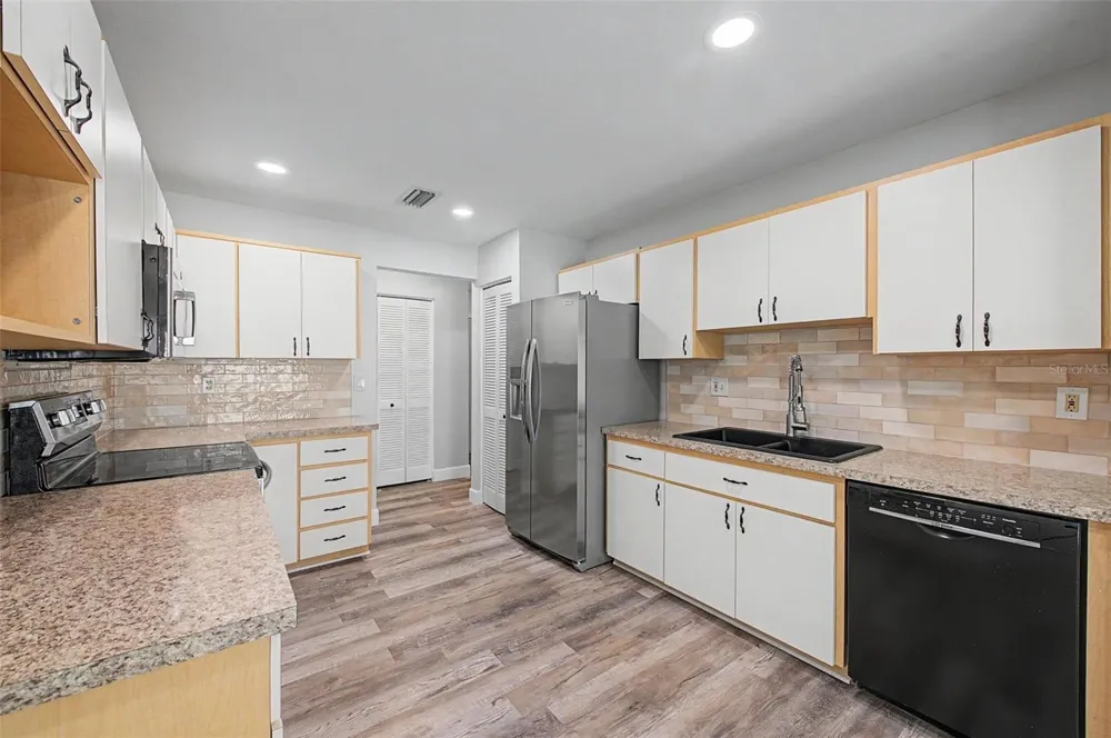 3419 ANNETTE COURT Clearwater, FL 33761