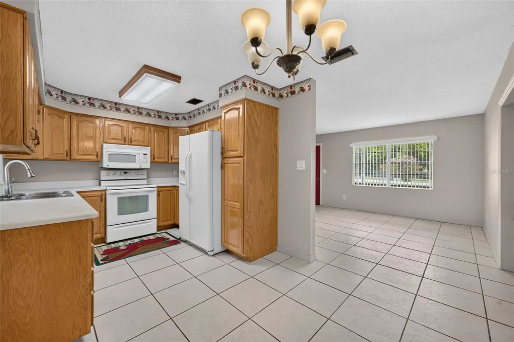 212 15TH AVENUE Ocoee, FL 34761