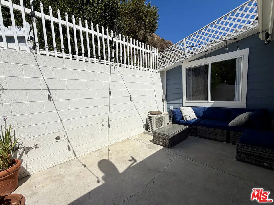 3950 Las Flores Canyon Road Malibu, CA 90265