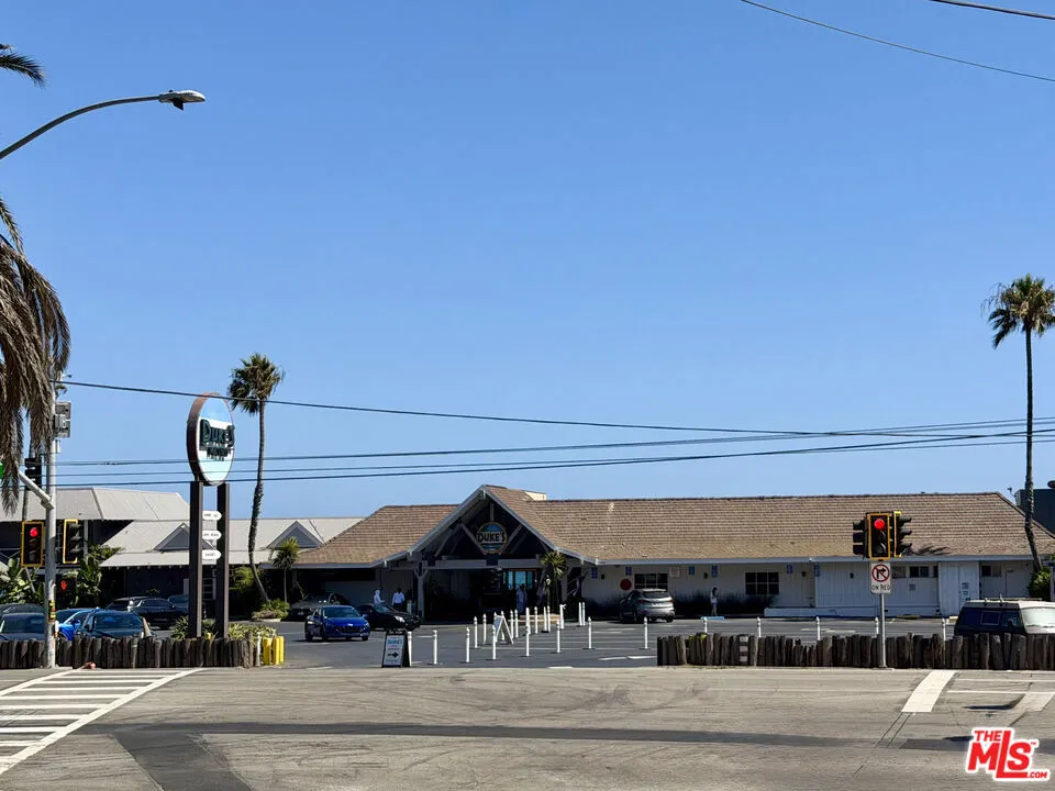 3950 Las Flores Canyon Road Malibu, CA 90265