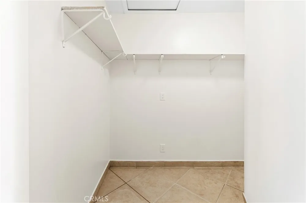 1454 Gulf Wilmington, CA 90744