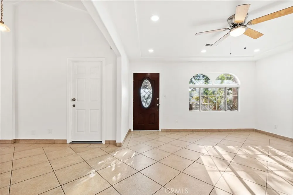 1454 Gulf Wilmington, CA 90744