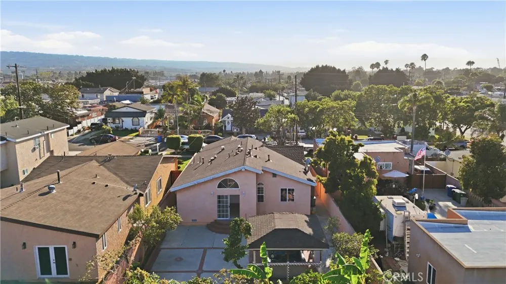 1454 Gulf Wilmington, CA 90744
