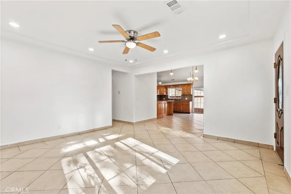 1454 Gulf Wilmington, CA 90744
