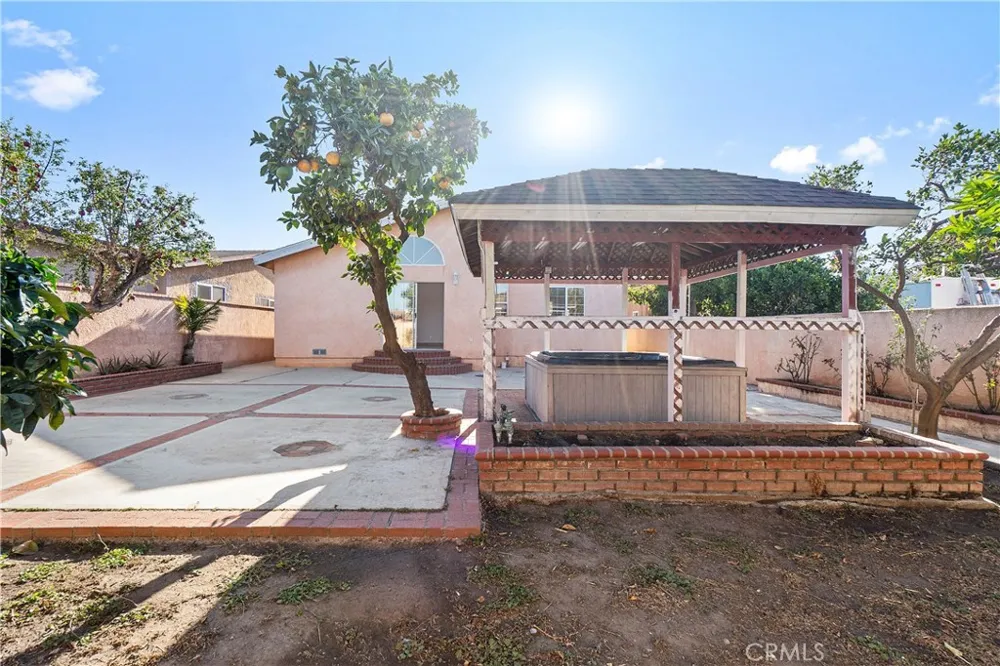 1454 Gulf Wilmington, CA 90744