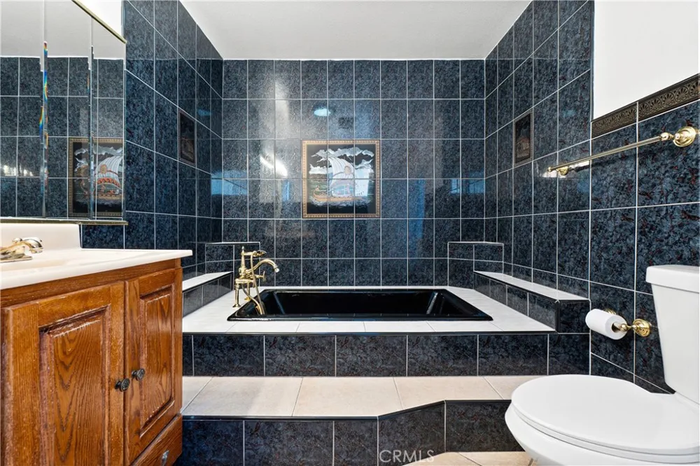 1454 Gulf Wilmington, CA 90744