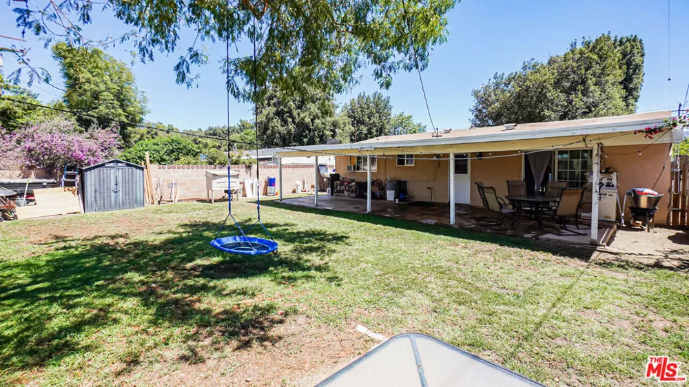 19037 Wellhaven Street Santa Clarita, CA 91351