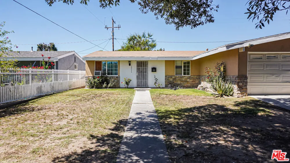 19037 Wellhaven Street Santa Clarita, CA 91351