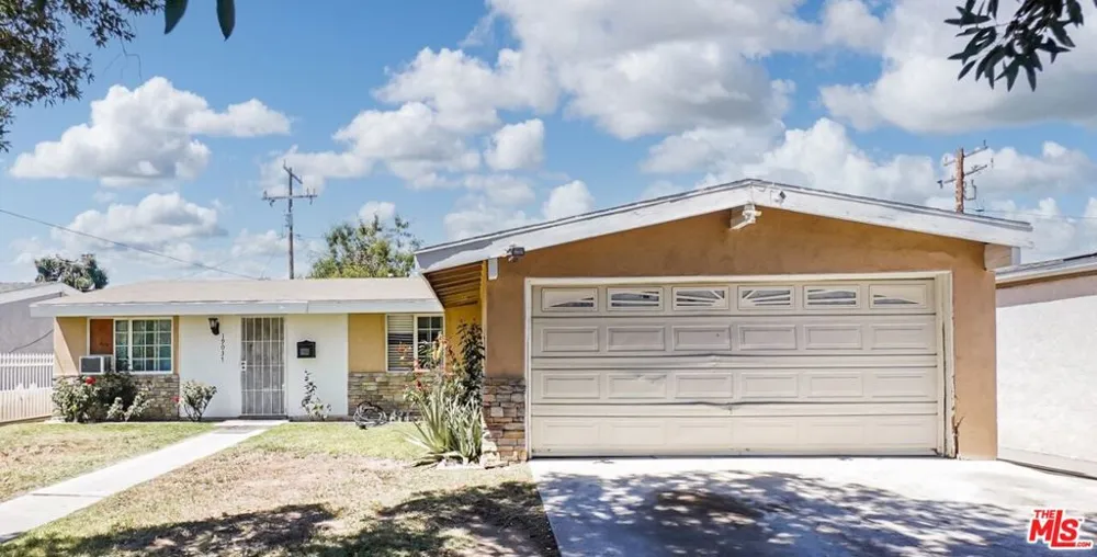 19037 Wellhaven Street Santa Clarita, CA 91351