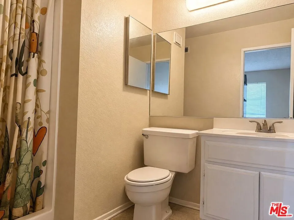 1031 S Palmetto Avenue #H-6 Ontario, CA 91762