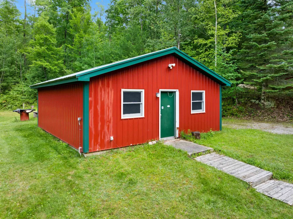 5290 E Twin Lake Road Big Creek Township, MI 48654