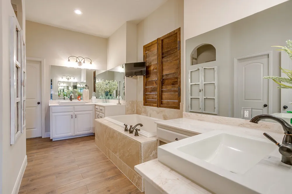 119 Antler Ridge Court Azle, TX 76020