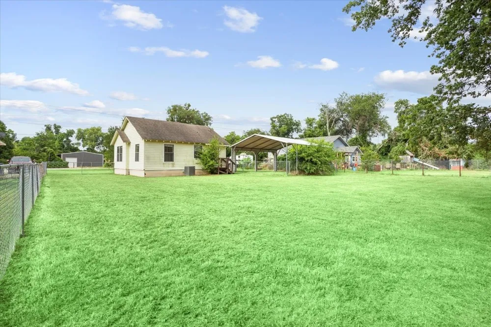 608 Ninth Street Hico, TX 76457