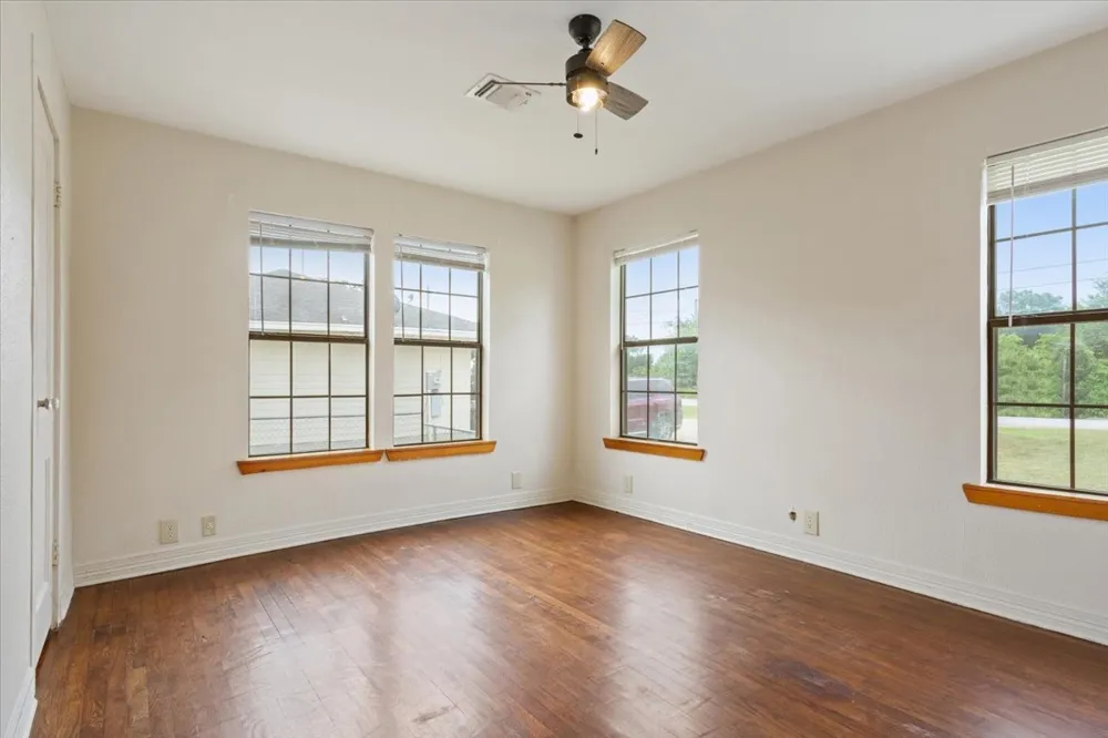 608 Ninth Street Hico, TX 76457